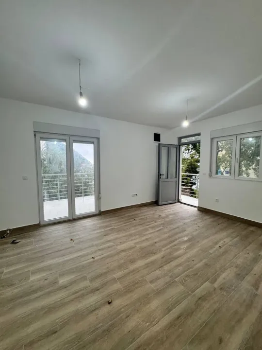 Prodaja, jednosoban stan, 49m², Seoce, Budva