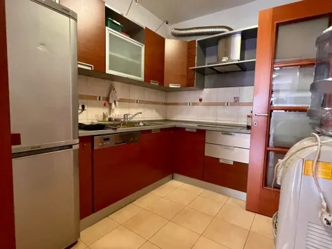 Izdavanje, trosoban stan, 107m², Preko Morače, Podgorica - image 2