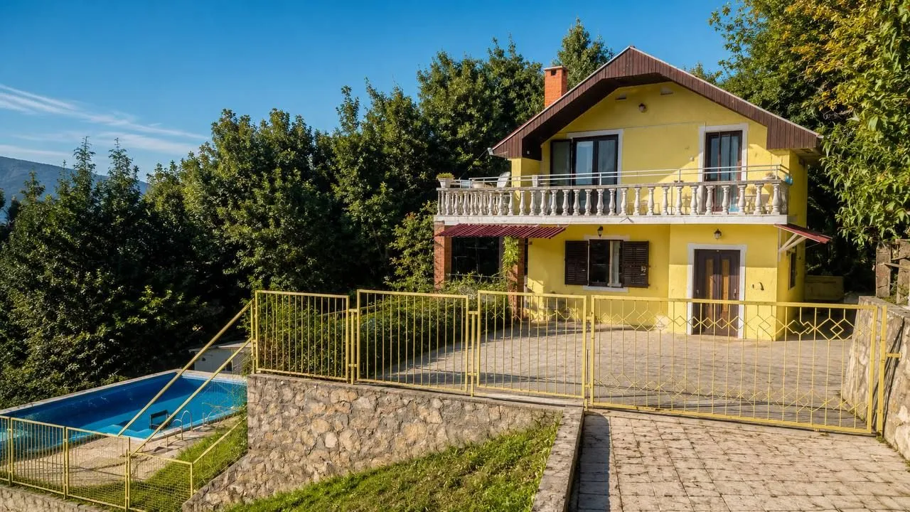 Prodaja, kuća, 143m², Ratiševina, Herceg Novi
