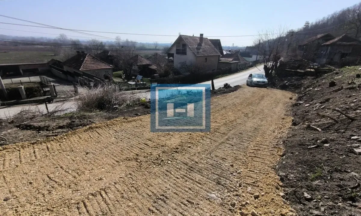 Prodaja, plac, 761m², Ostrikovac, Ćuprija