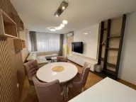 Izdavanje, trosoban stan, 67m², Bulevar Oslobodjenja, Novi Sad Sve Podlokacije - image 1
