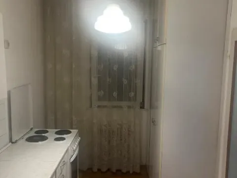 Izdavanje, trosoban stan, 78m², Zemun Sve Podlokacije, Beograd - image 3