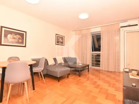 Izdavanje, dvosoban stan, 73m², Zabjelo, Podgorica - image 1