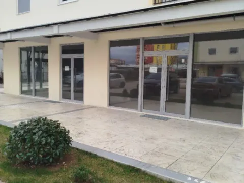 Rent, office space, 41m², Pobrežje, Podgorica