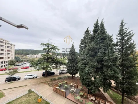 Rent, three bedroom apartment, 95m², Preko Morače, Podgorica - image 10