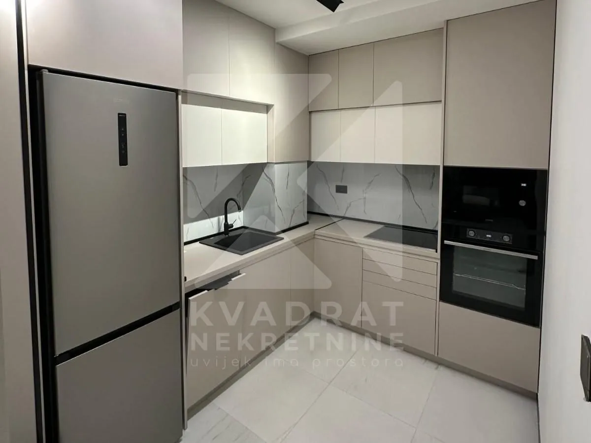 Izdavanje, jednosoban stan, 45m², Zagorič, Podgorica