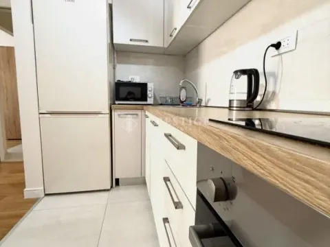 Rent, one bedroom apartment, 49m², Central Point, Podgorica - image 5