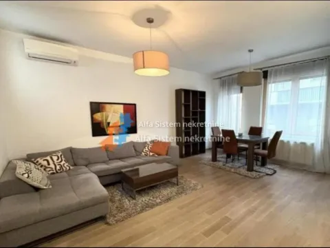 Izdavanje, trosoban stan, 70m², Vračar Sve Podlokacije, Beograd - image 1