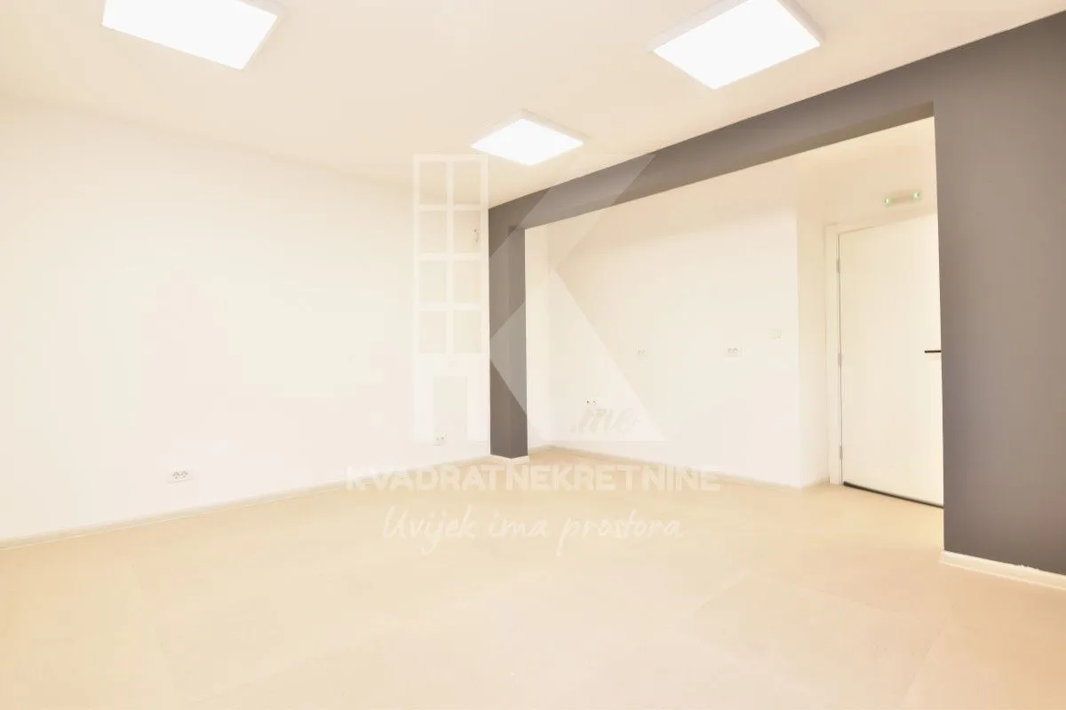 Rent, office space, 80m², Centar, Podgorica