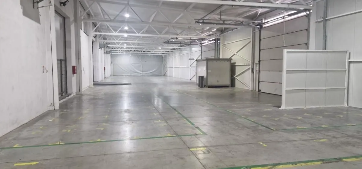 Rent, office space, 360m², Batajnica, Beograd