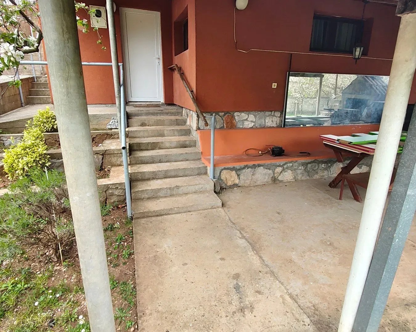 Rent, house, 42m², Malo Brdo, Podgorica