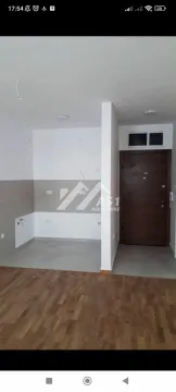 Izdavanje, jednosoban stan, 38m², Socijalno, Novi Sad Sve Podlokacije - image 5