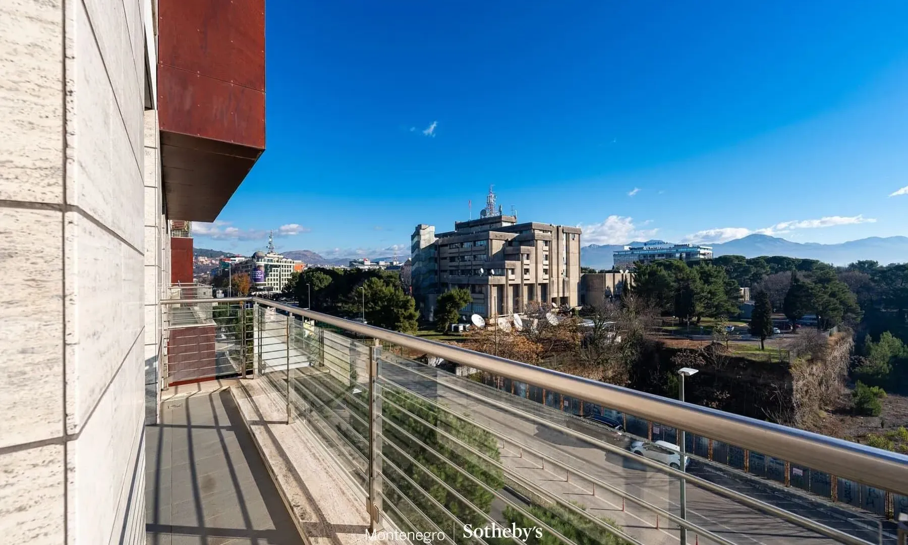 Prodaja, trosoban stan, 188m², Kod Capital Plaze, Podgorica