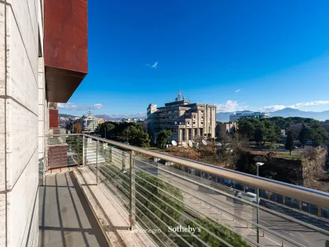 Prodaja, trosoban stan, 188m², Kod Capital Plaze, Podgorica - image 14