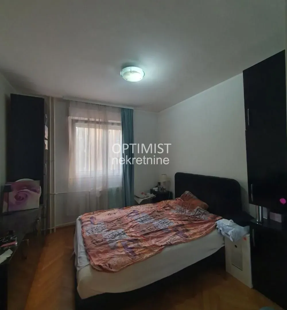 Sale, three bedroom apartment, 76m², Vračar Centar, Vračar Sve Podlokacije