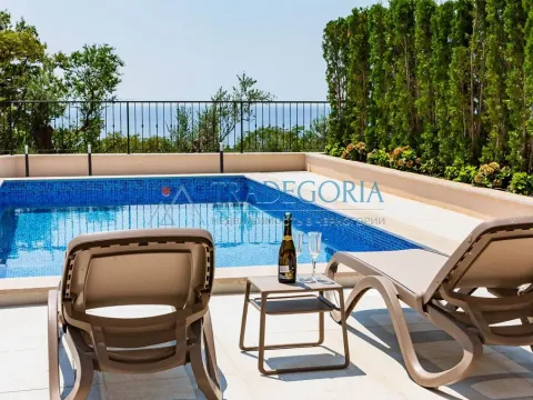 Prodaja, kuća, 223m², Reževići, Budva - image 35