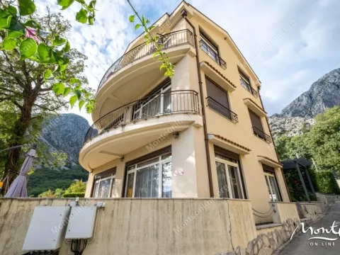 Prodaja, trosoban stan, 101m², Orahovac, Kotor - image 40