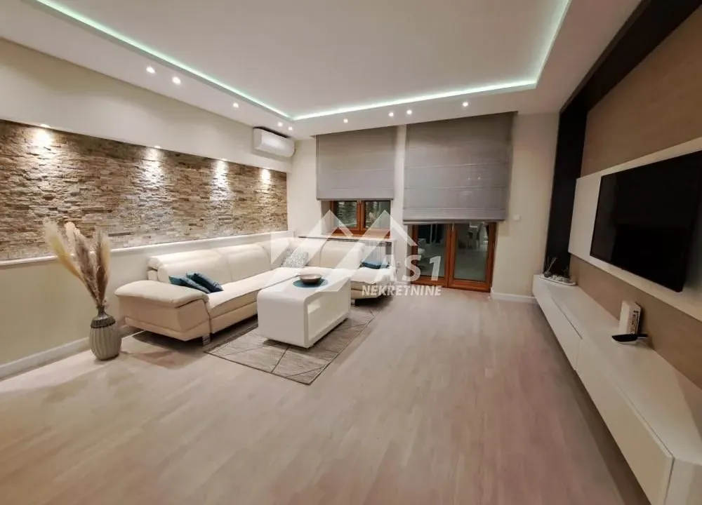 Rent, three bedroom apartment, 80m², Novi Sad Sve Podlokacije, Novi Sad