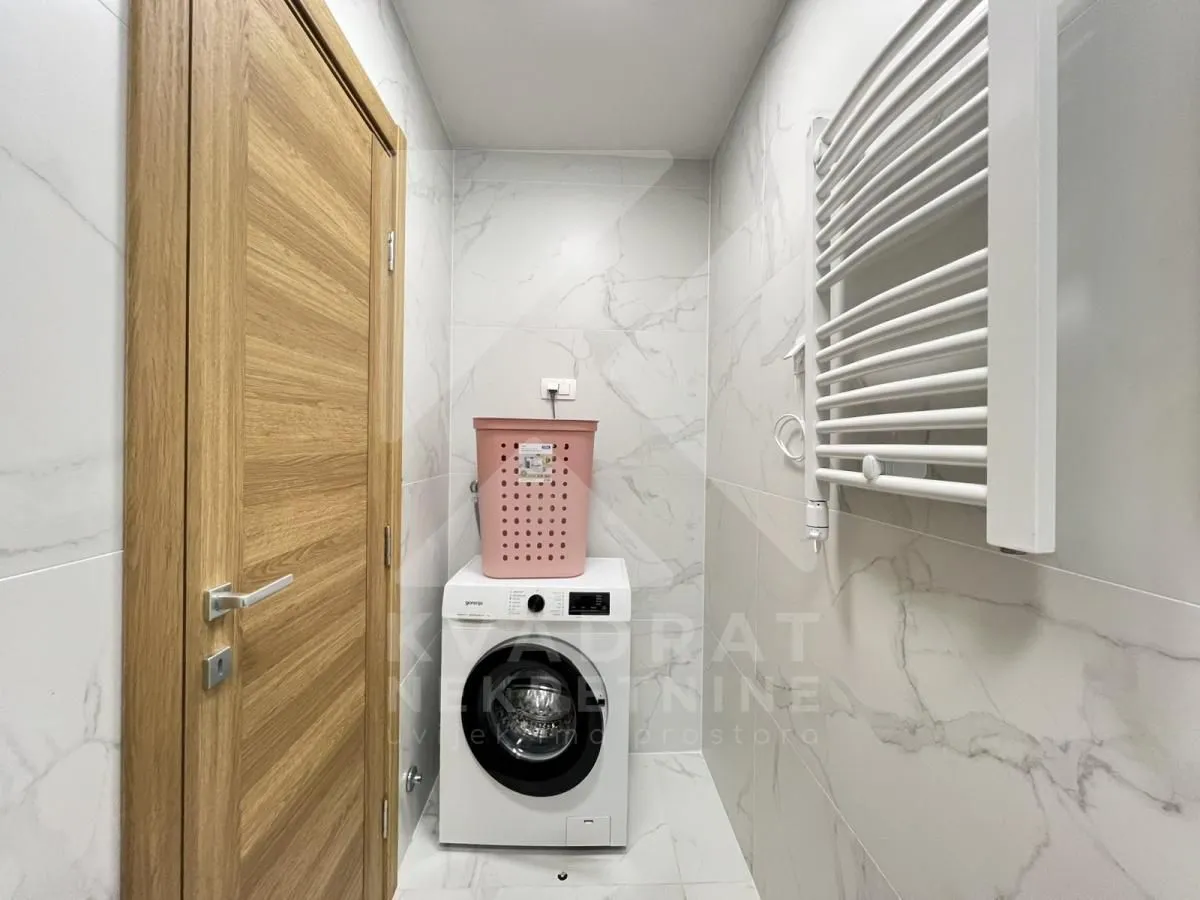 Izdavanje, dvosoban stan, 61m², Tološi, Podgorica