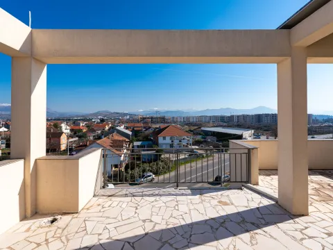 Rent, office space, 600m², Gornja Gorica, Podgorica - image 16