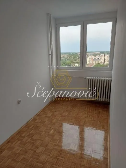 Prodaja, dvosoban stan, 61m², Bulevar Oslobodjenja, Novi Sad Sve Podlokacije