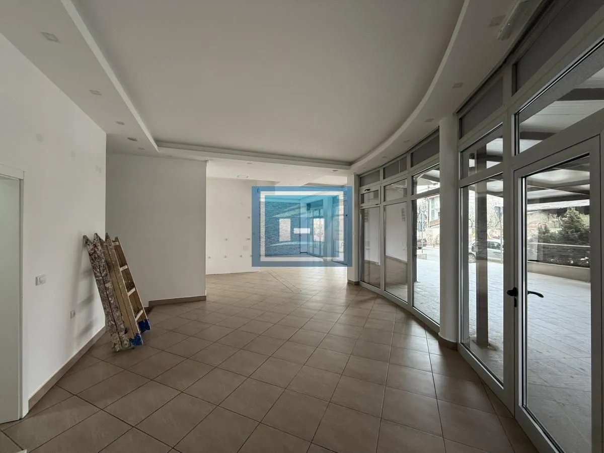 Rent, office space, 120m², Aqua park, Jagodina