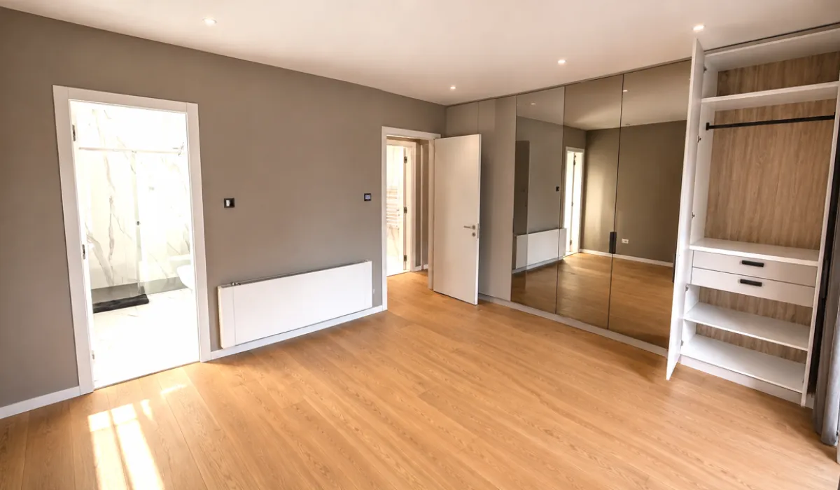 Sale, three bedroom apartment, 78m², Neimar, Vračar Sve Podlokacije