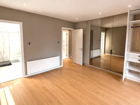 Sale, three bedroom apartment, 78m², Neimar, Vračar Sve Podlokacije - image 5
