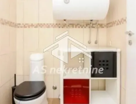 Rent, four bedroom apartment, 140m², Đeram Pijaca, Beograd - image 31