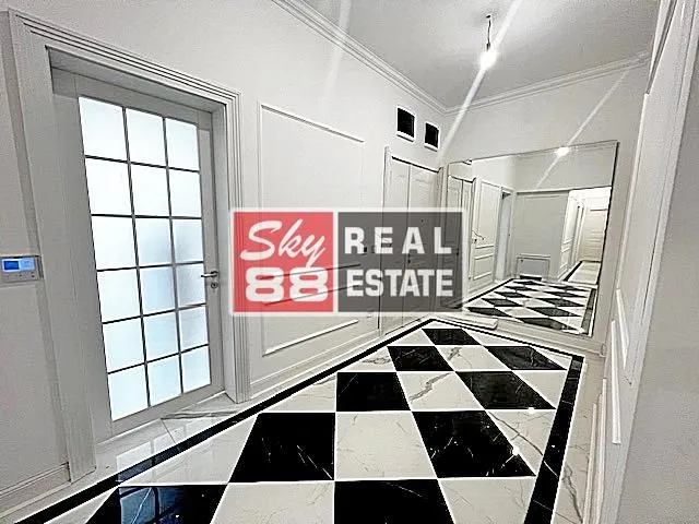 Prodaja, četvorosoban stan, 129m², Palilula Sve Podlokacije, Beograd