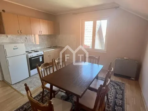 Izdavanje, trosoban stan, 100m², Altina, Beograd - image 11