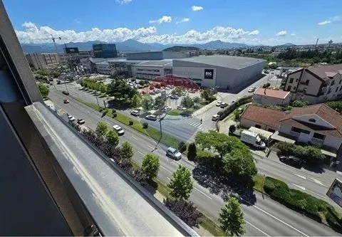 Izdavanje, dvosoban stan, 72m², City Kvart, Podgorica - image 26