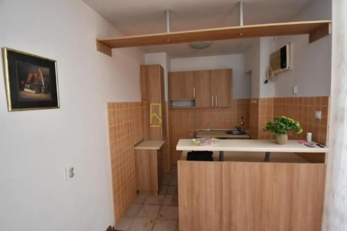 Prodaja, jednosoban stan, 58m², Blok 6, Podgorica