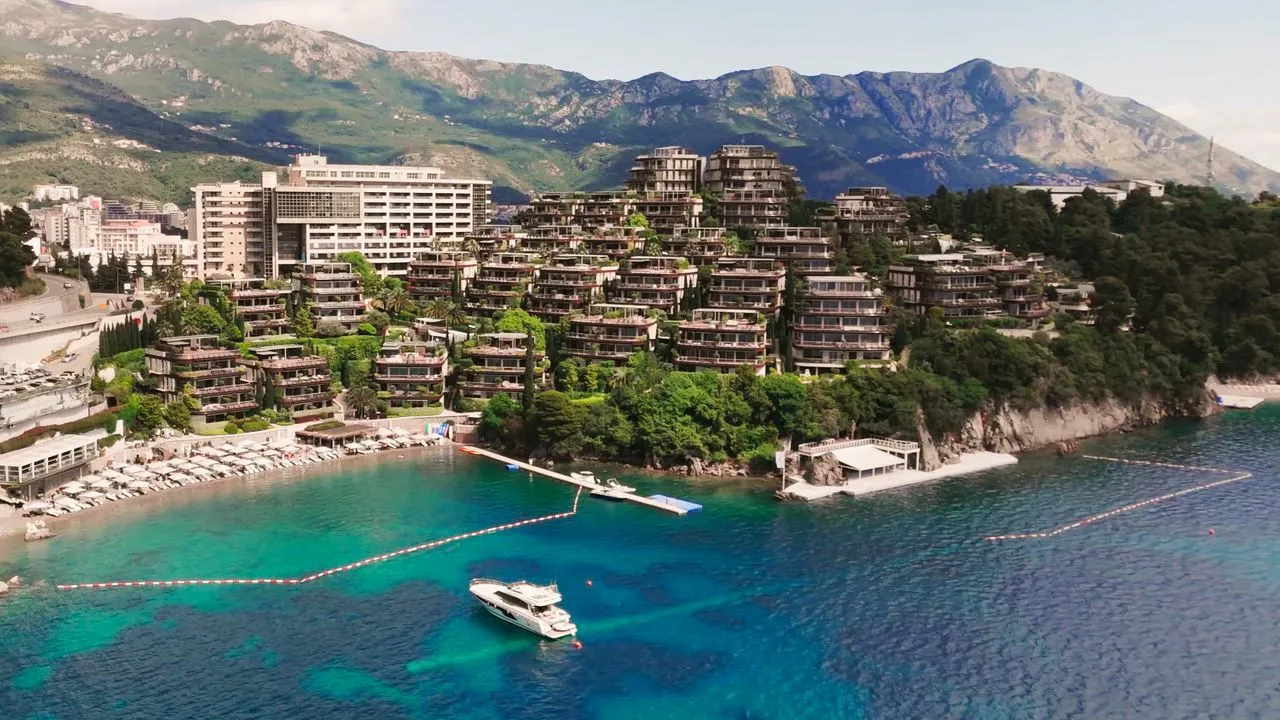 Sale, two bedroom apartment, 286m², Zavala, Budva