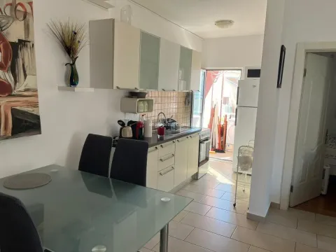 Prodaja, dvosoban stan, 55m², Donja Lastva, Tivat - image 4