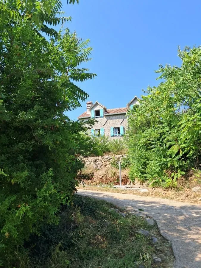 Prodaja, kuća, 138m², Zagora, Kotor