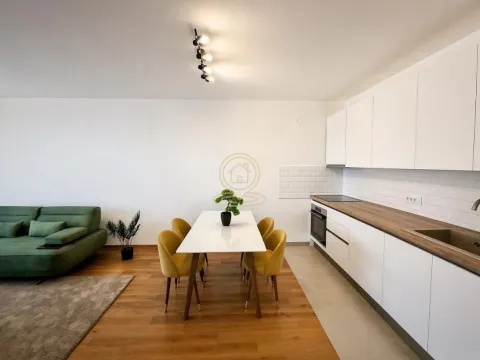 Izdavanje, trosoban stan, 92m², Telep, Novi Sad Sve Podlokacije - image 7