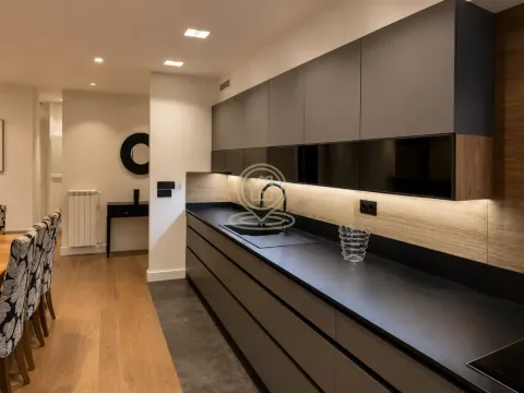 Rent, three bedroom apartment, 93m², Stari Grad, Beograd - image 13