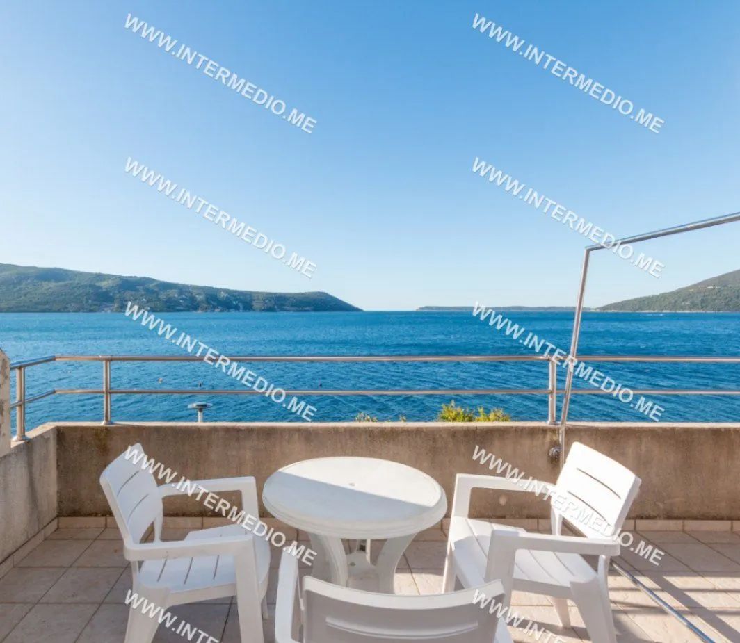 Sale, house, 201m², Savina, Herceg Novi