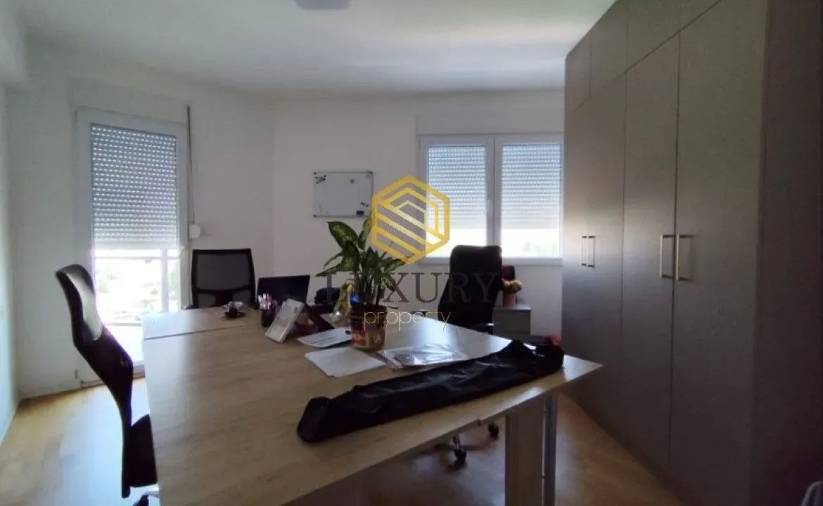 Rent, office space, 103m², Zabjelo, Podgorica