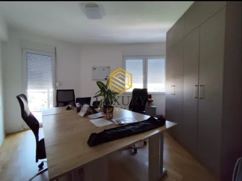 Rent, office space, 103m², Zabjelo, Podgorica - image 1