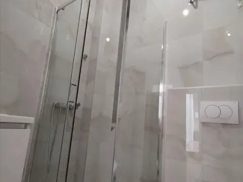 Izdavanje, četvorosoban stan, 115m², Savski Venac, Beograd - image 3