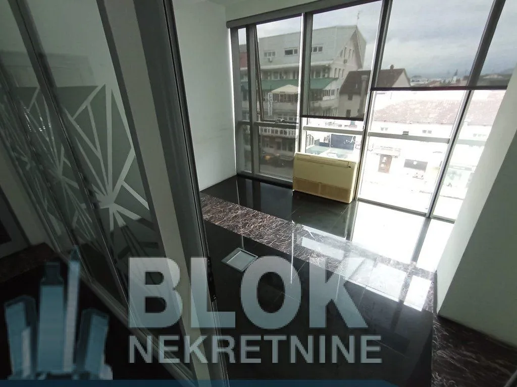 Rent, office space, 185m², Centar, Podgorica