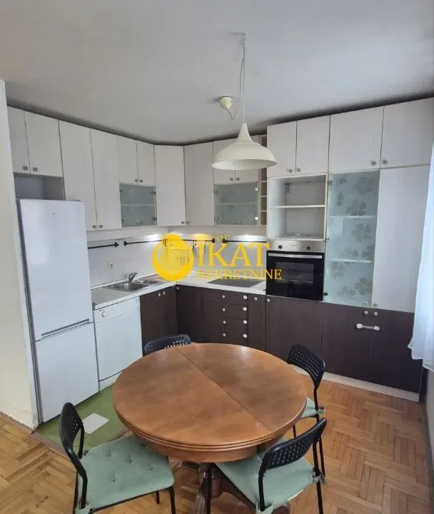 Prodaja, dvosoban stan, 48m², Vojvode Vlahovica, Beograd