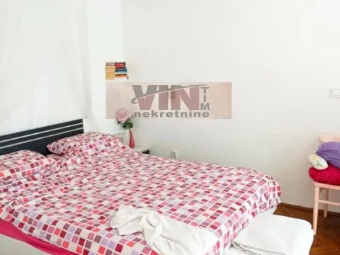 Prodaja, kuća, 150m², Severni Bulevar, Zvezdara Sve Podlokacije - image 4