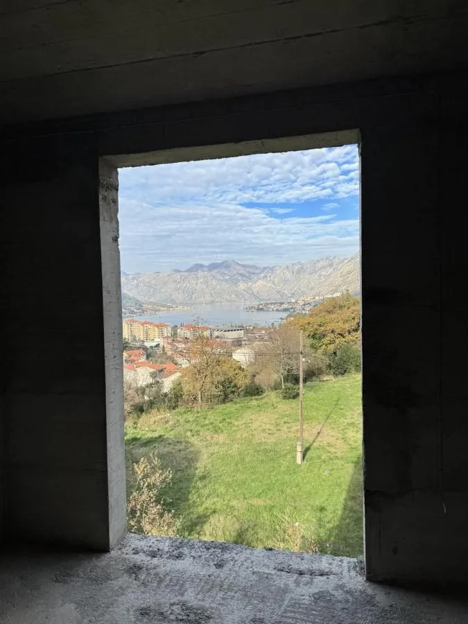 Sale, three bedroom apartment, 88m², Kotor, Crna Gora