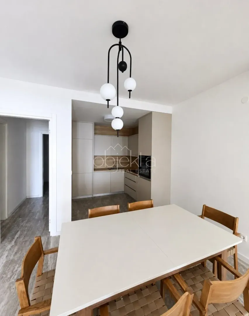 Prodaja, stan, 96m², Tivat, Crna Gora