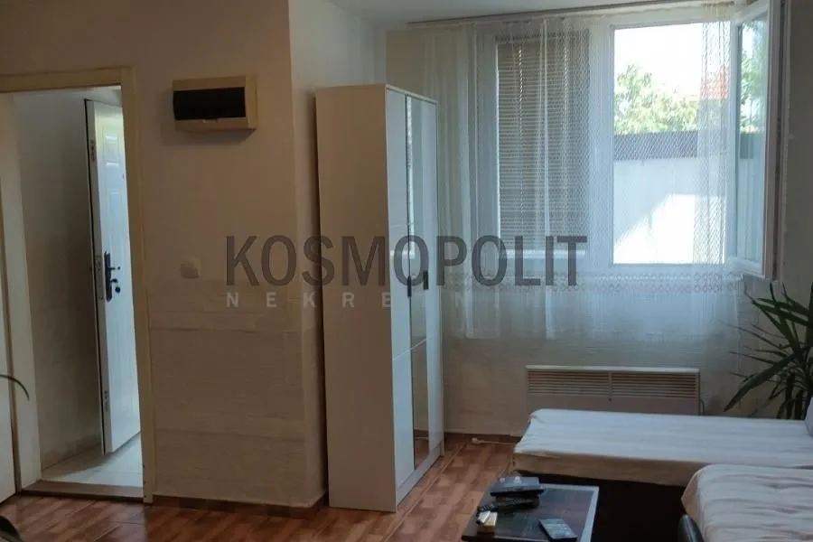 Prodaja, jednosoban stan, 27m², Kumodraž Sve Podlokacije, Beograd