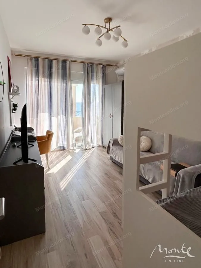 Sale, two bedroom apartment, 83m², Dobre Vode, Bar
