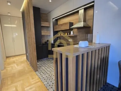 Izdavanje, trosoban stan, 67m², Palilula Sve Podlokacije, Beograd - image 5